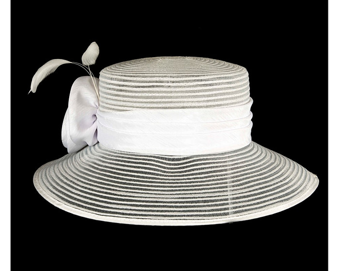 White hat with satin flower - Hats From OZ