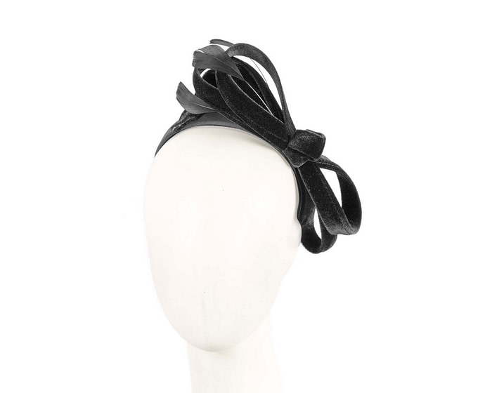 Black velvet bow racing fascinator by Max Alexander - Hats From OZ