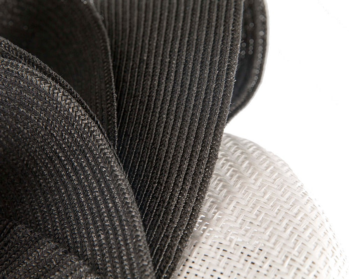 White & Black pillbox fascinator by Fillies Collection - Image 5
