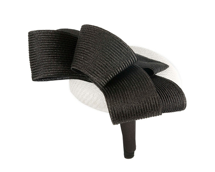 White & Black pillbox fascinator by Fillies Collection - Image 3