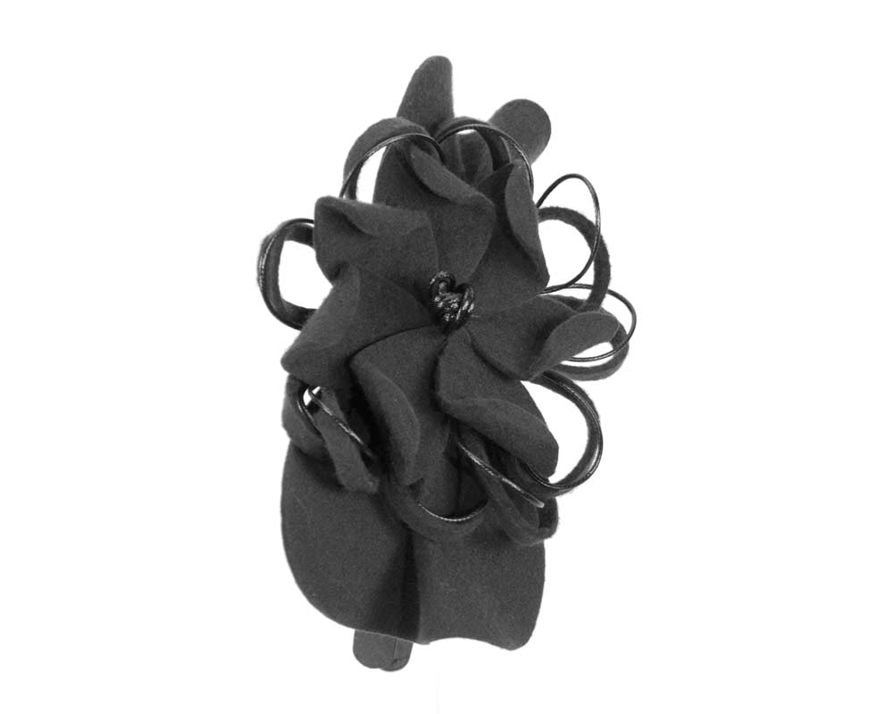 Black felt flower fascinator headband - Image 3