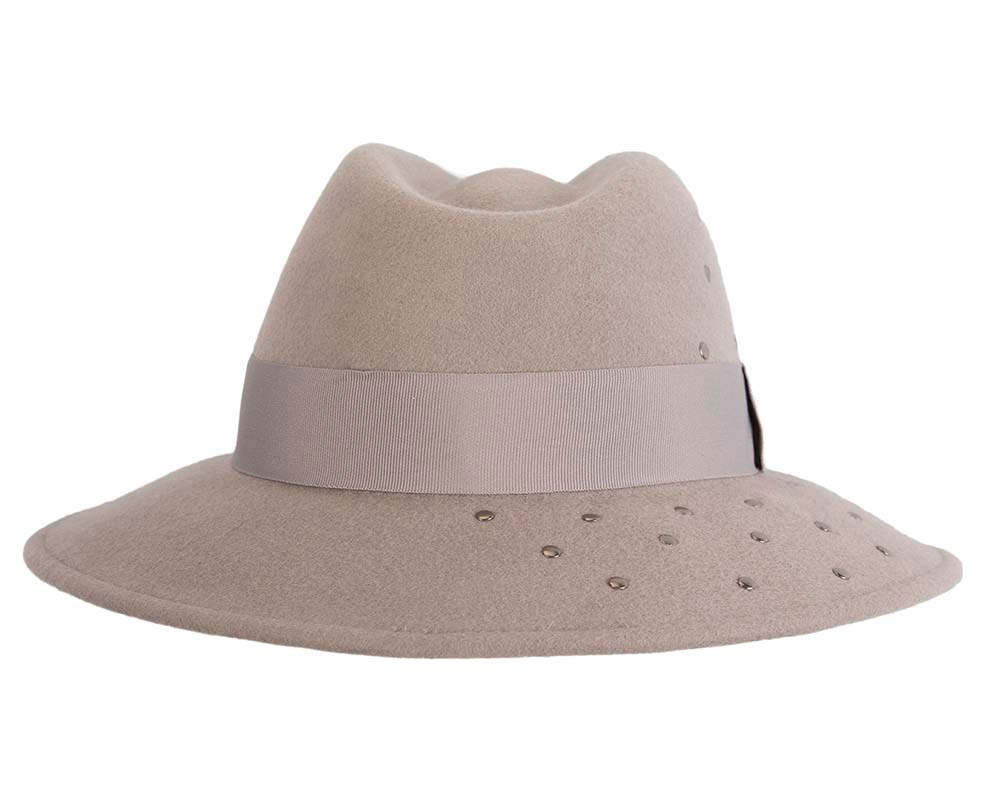 Wide brim grey felt fedora with studs by Max Alexander - Image 5