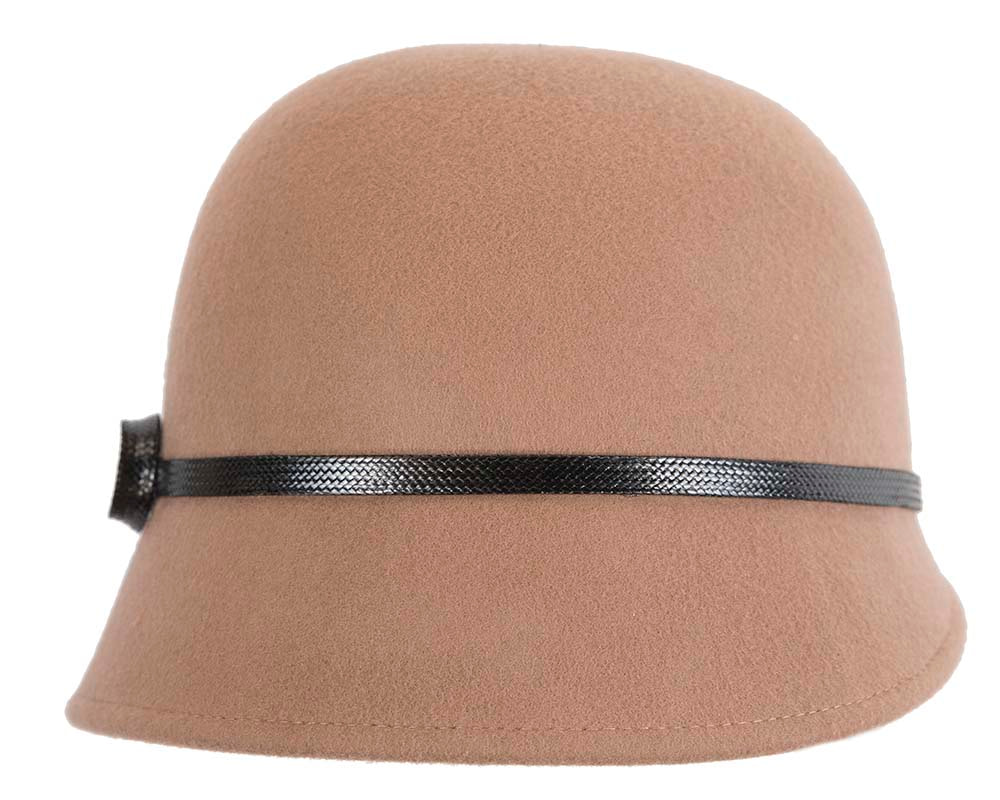 Beige felt bucket hat by Max Alexander - Image 4