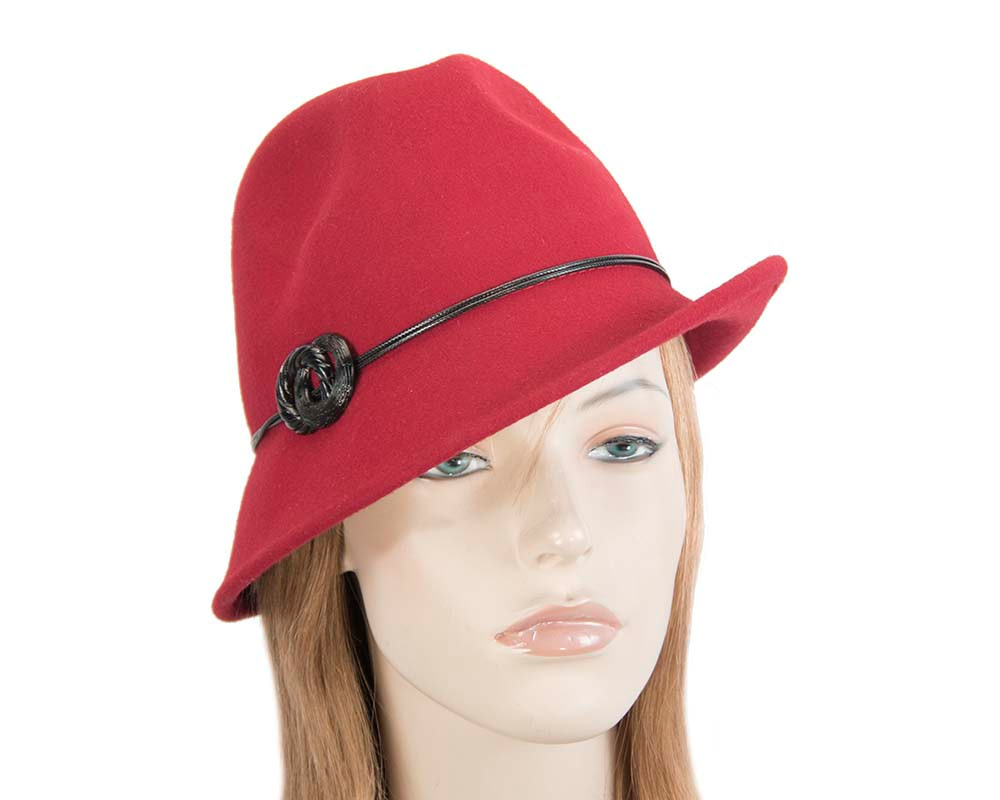 Red ladies felt trilby hat by Max Alexander