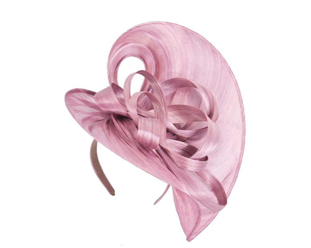 Dusty pink heart silk abaca racing fascinator - Image 2