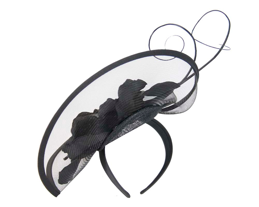 Black heart flower fascinator - Image 4