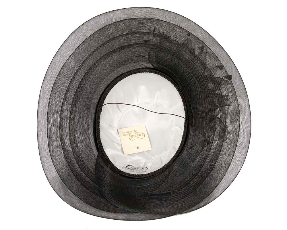 Black mother of the bride hat by Cupids Millinery Melbourne - Image 5