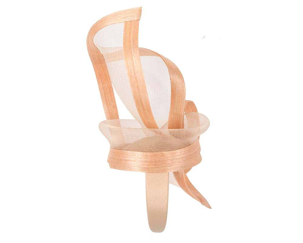 Bespoke Nude fascinator by Fillies Collection - Image 4