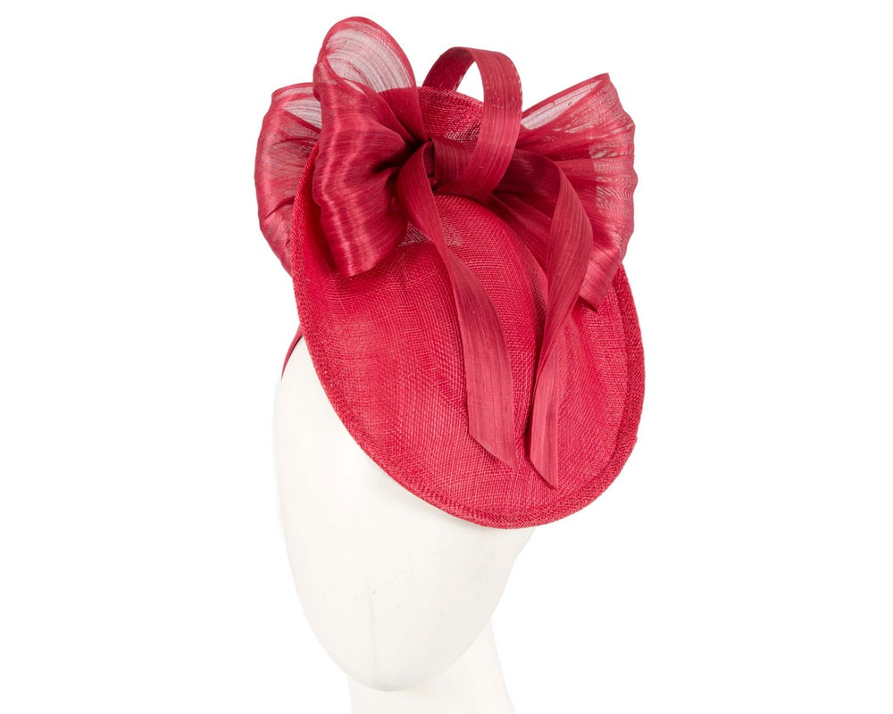 Red plate fascinator with bow by Fillies Collection