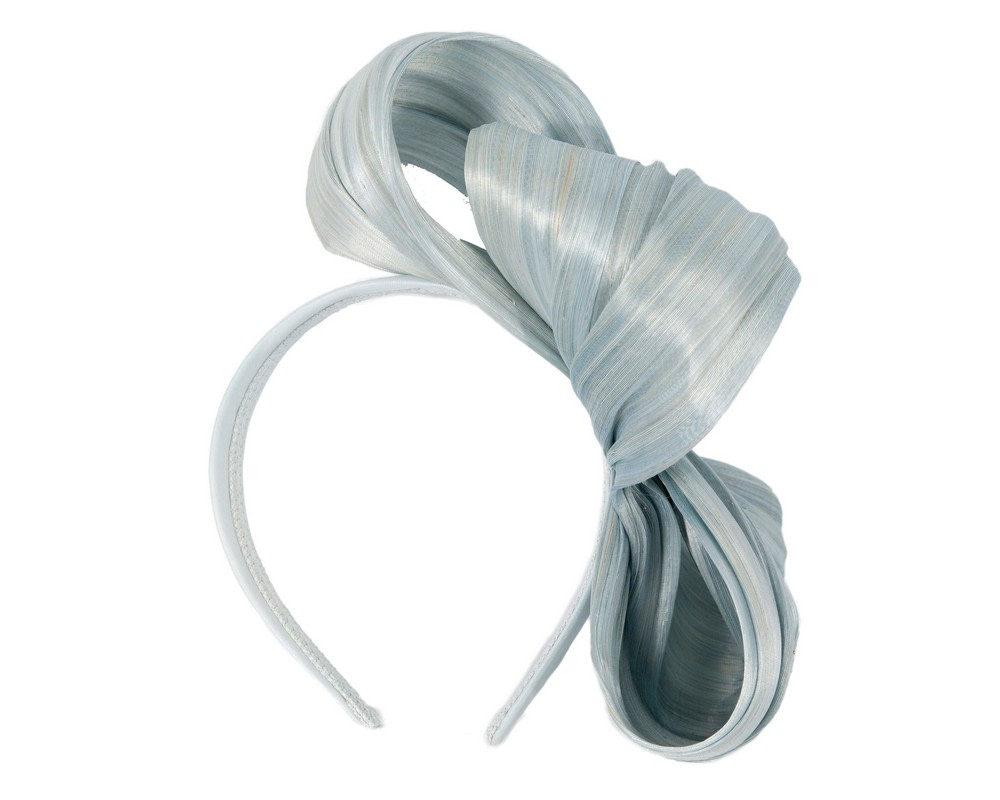 Large light blue bow racing fascinator by Fillies Collection - Fascinators.com.au Large light blue bow racing fascinator by Fillies Collection - Image 4