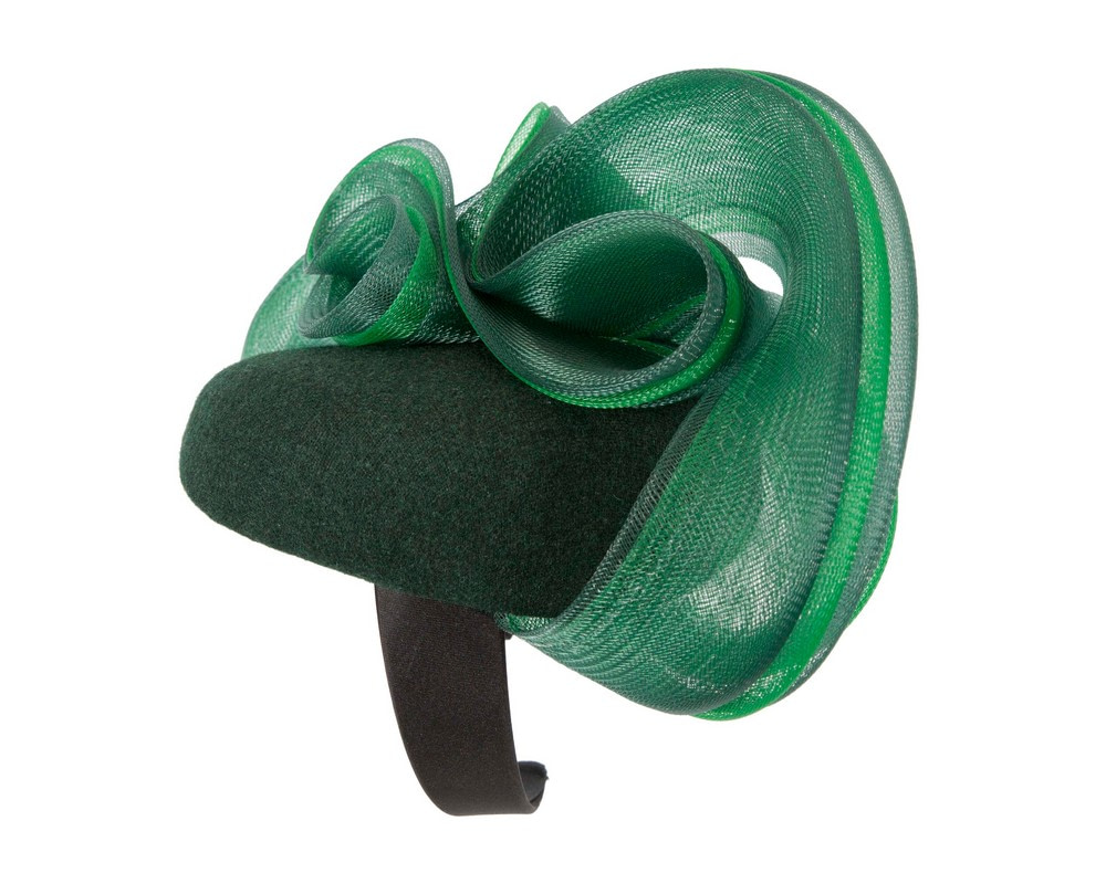 Green winter racing pillbox fascinator by Fillies Collection - Image 3