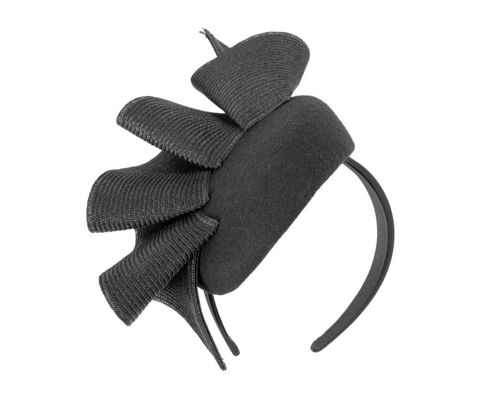 Black winter racing fascinator by Fillies Collection - Fascinators.com.au Black winter racing fascinator by Fillies Collection - Image 2