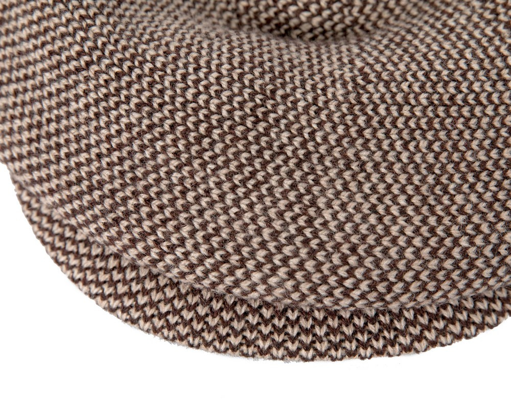 Classic warm brown wool beaked cap. Made in Europe - Image 4