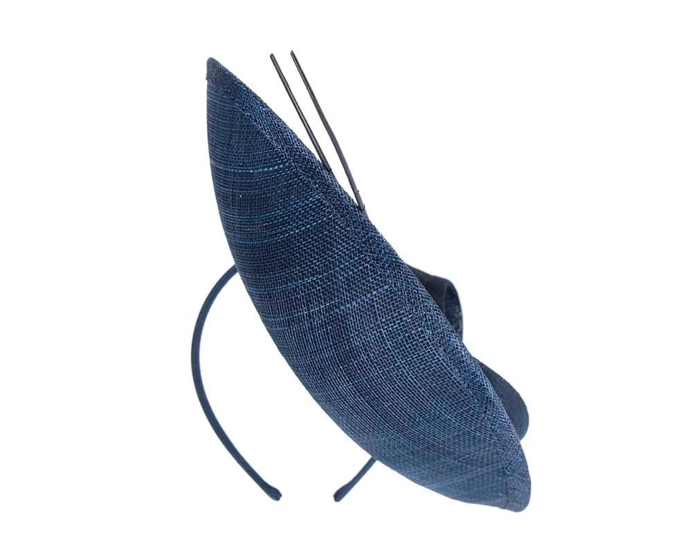 Navy fascinator with bow and feathers - Image 6
