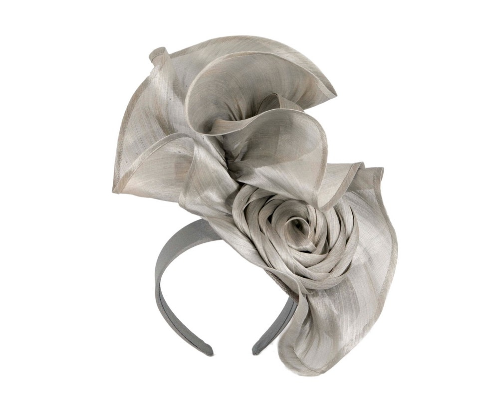 Exclusive silver silk abaca racing fascinator - Fascinators.com.au Exclusive silver silk abaca racing fascinator - Image 2