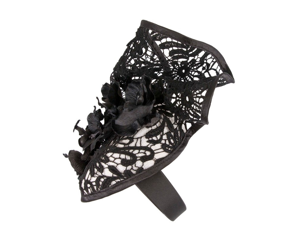 White & black lace pillbox fascinator by Fillies Collection - Image 3