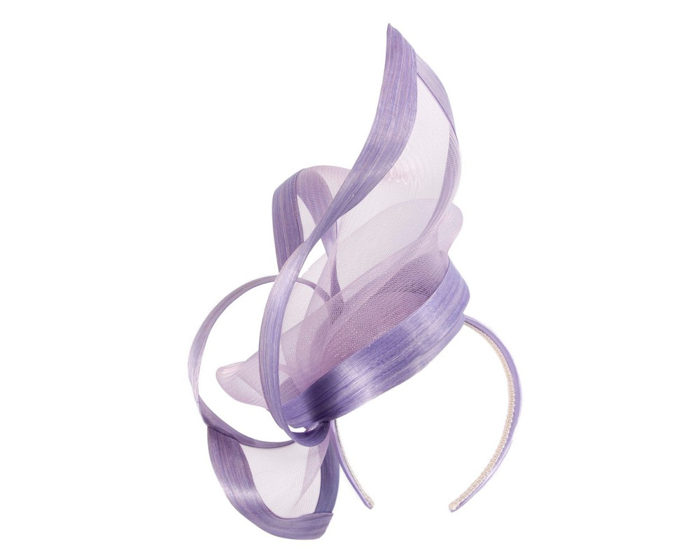 Bespoke Lilac fascinator by Fillies Collection - Image 6