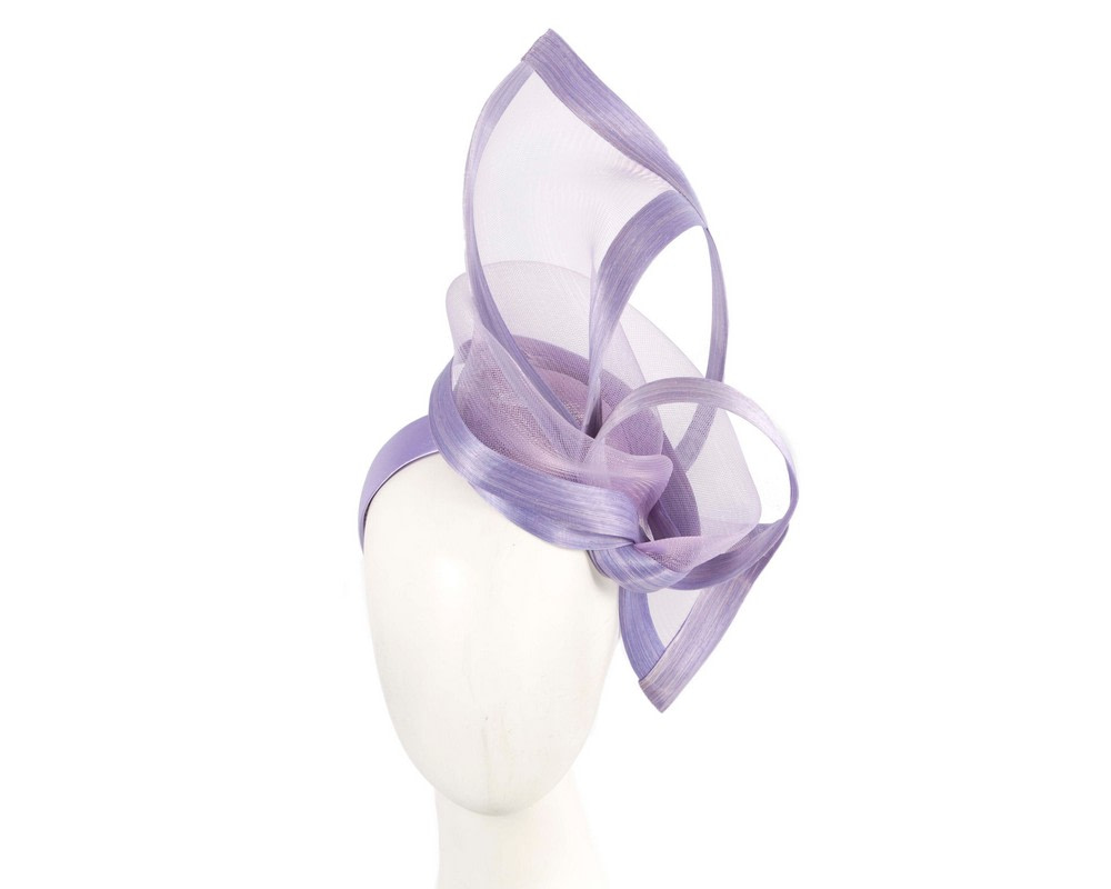 Bespoke Lilac fascinator by Fillies Collection