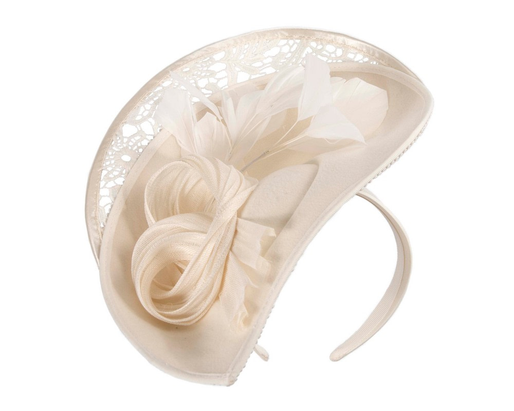 Large cream winter fascinator by Fillies Collection - Image 2