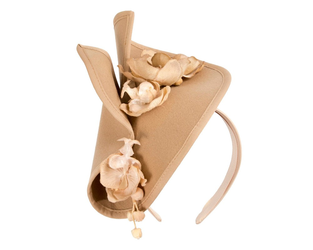 Nude winter fascinator with orchid by Fillies Collection - Image 2