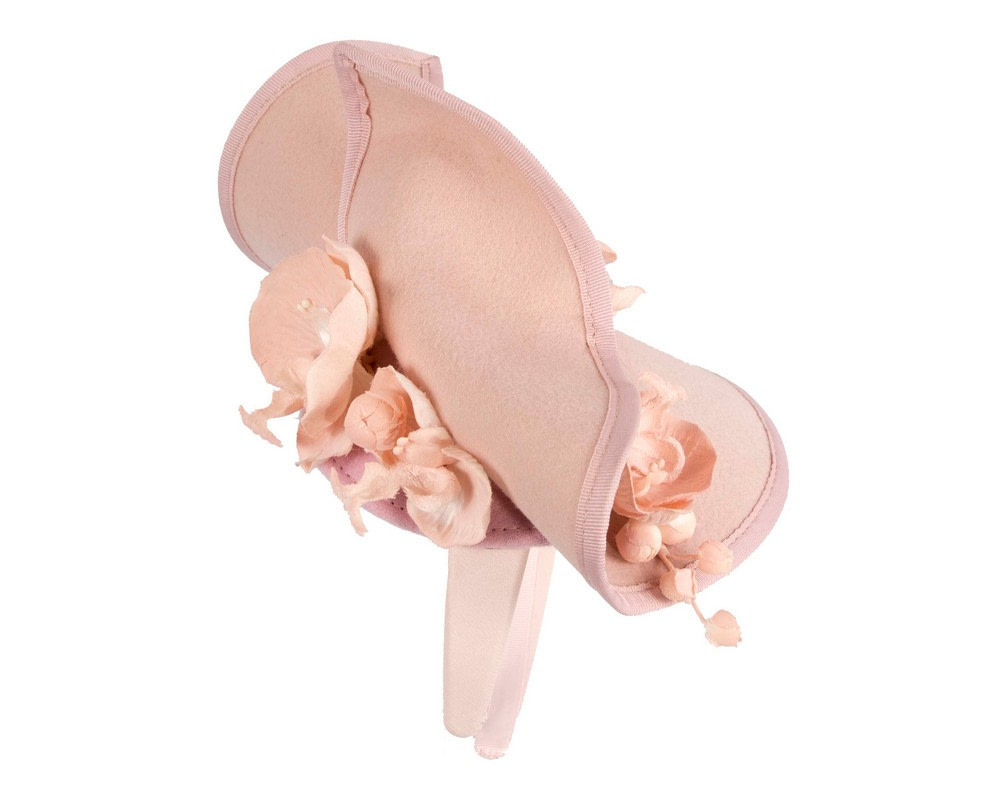 Blush winter fascinator with orchid by Fillies Collection - Image 4