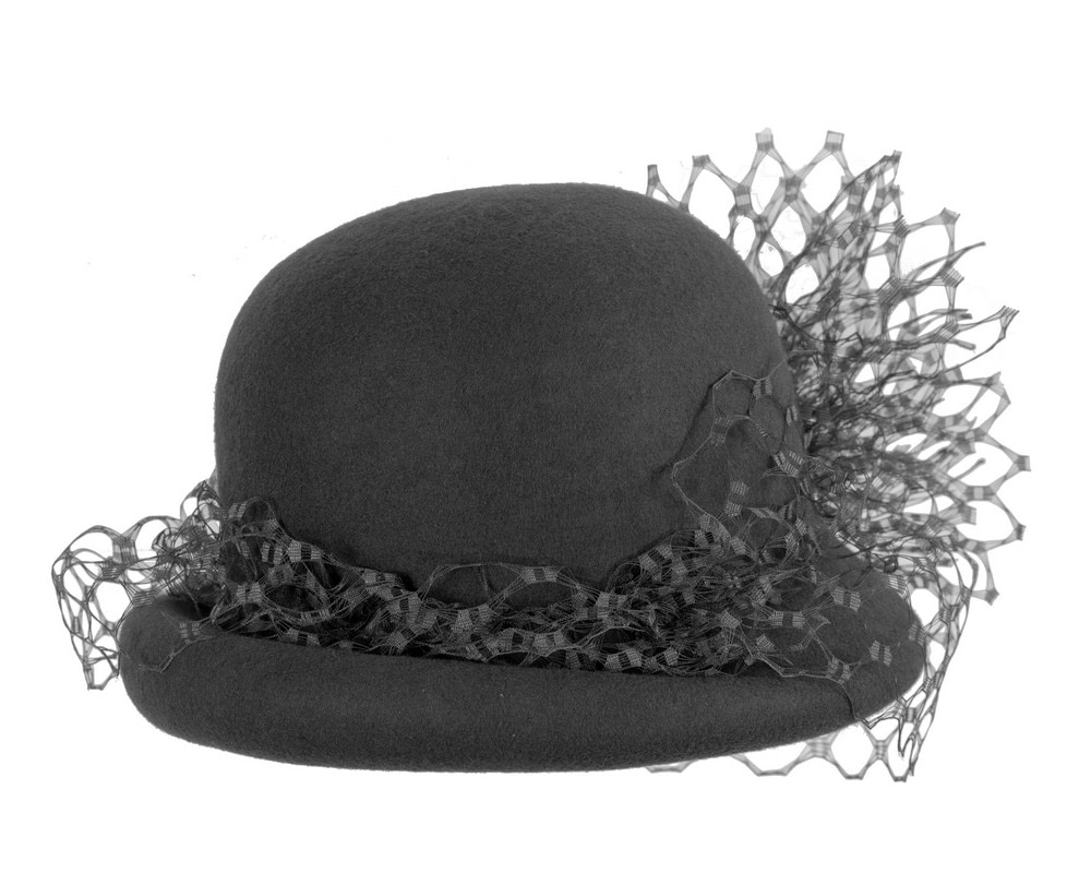 Black felt cloche winter hat by Fillies Collection - Image 6