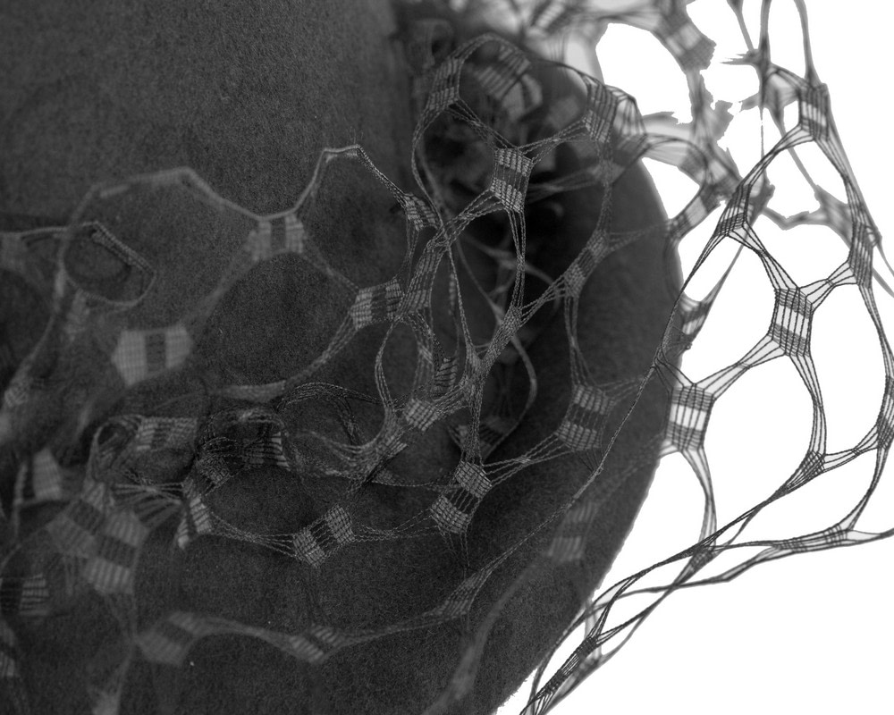 Black felt cloche winter hat by Fillies Collection - Image 5