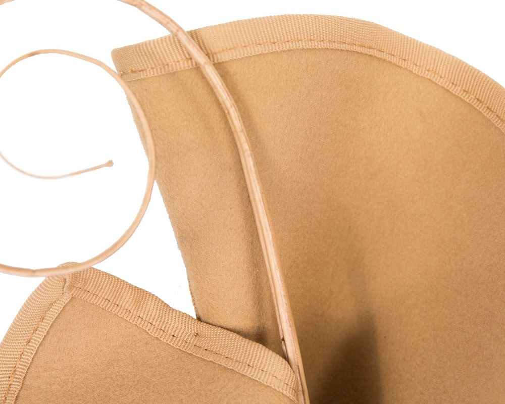 Beige felt winter fascinator by Fillies Collection - Image 3