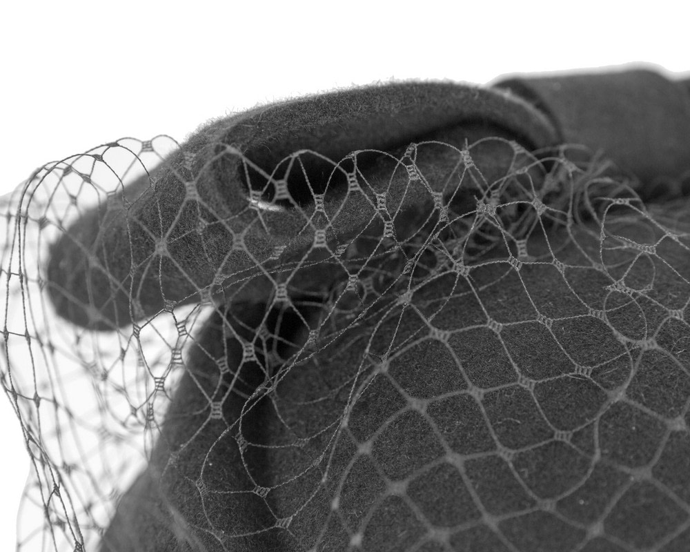 Black winter felt beret hat with face veil - Fascinators.com.au Black winter felt beret hat with face veil - Image 5