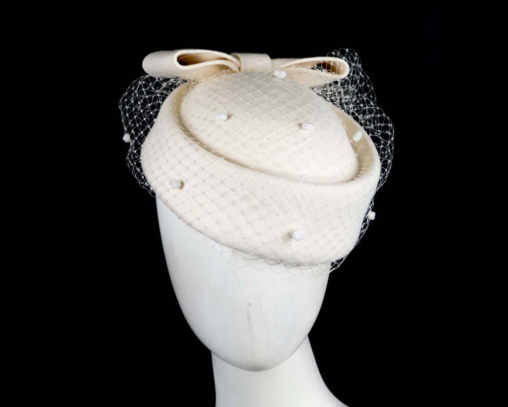 Cream winter felt beret hat with face veil