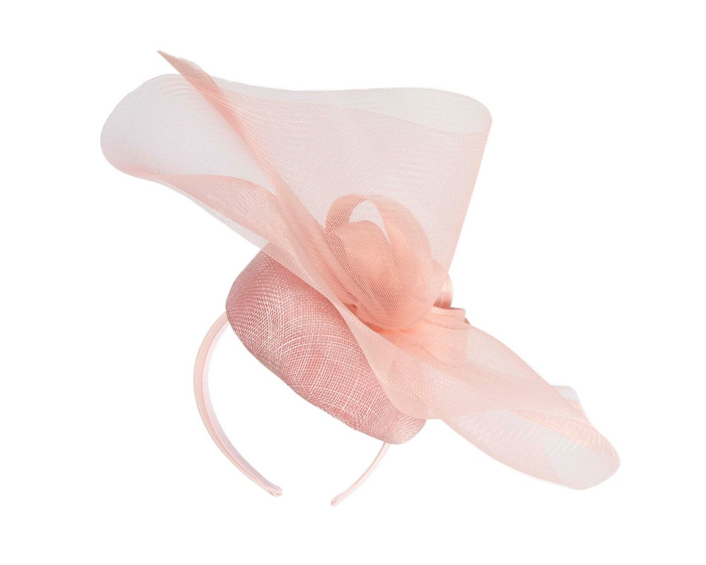 Large dusty pink spring racing fascinator by Fillies Collection - Image 6