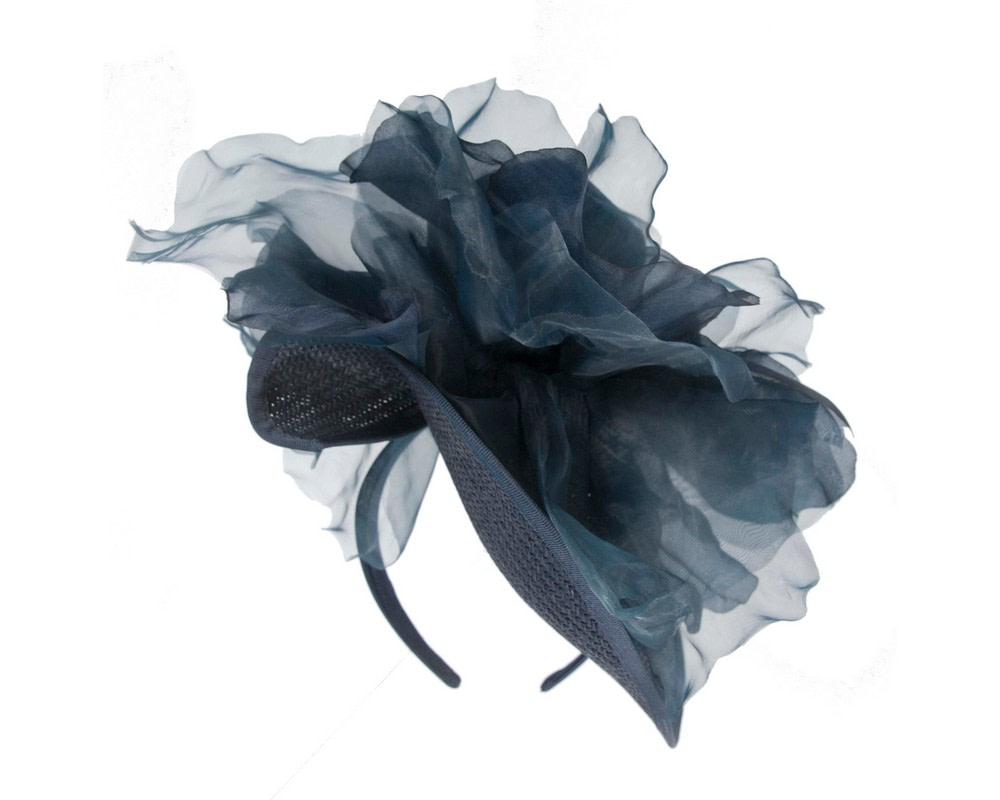 Navy fascinator with large flower by Fillies Collection - Image 6