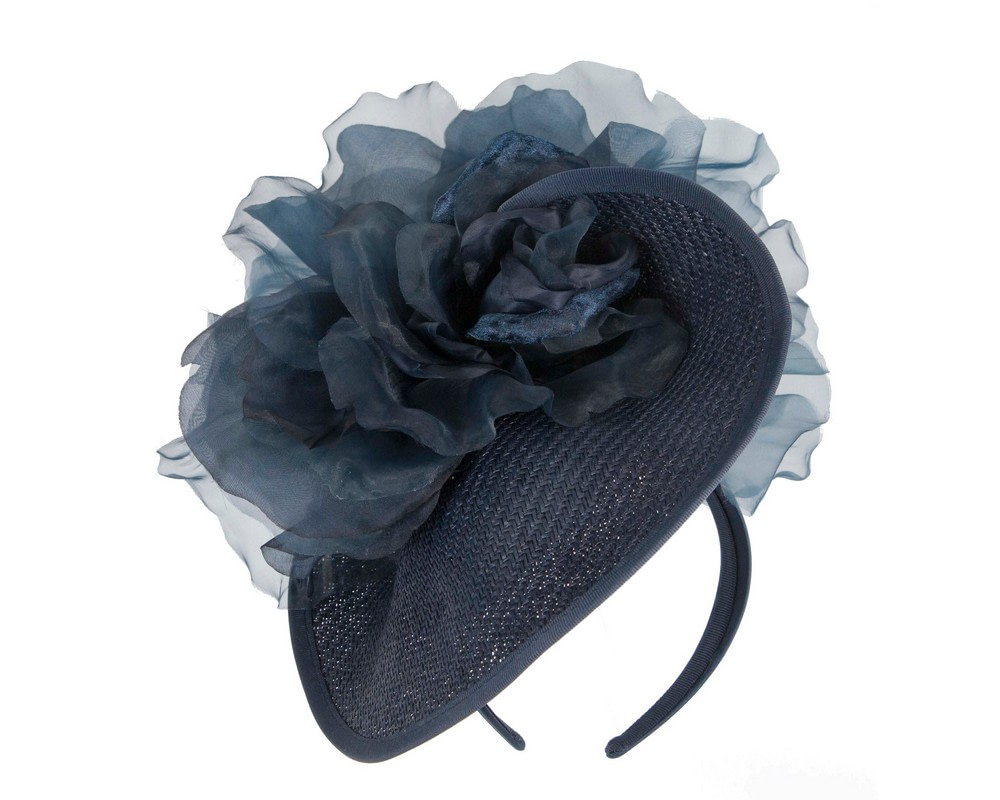 Navy fascinator with large flower by Fillies Collection - Image 2