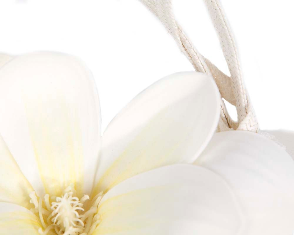 Cream flower fascinator headband by Fillies Collection - Fascinators.com.au Cream flower fascinator headband by Fillies Collection - Image 3