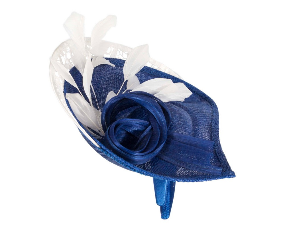 Large blue & white spring racing fascinator by Fillies Collection - Fascinators.com.au Large blue & white spring racing fascinator by Fillies Collection - Image 4