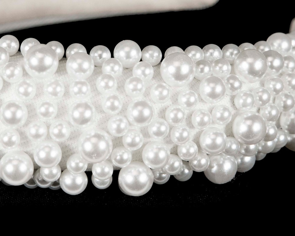 White pearls fascinator headband - Image 3