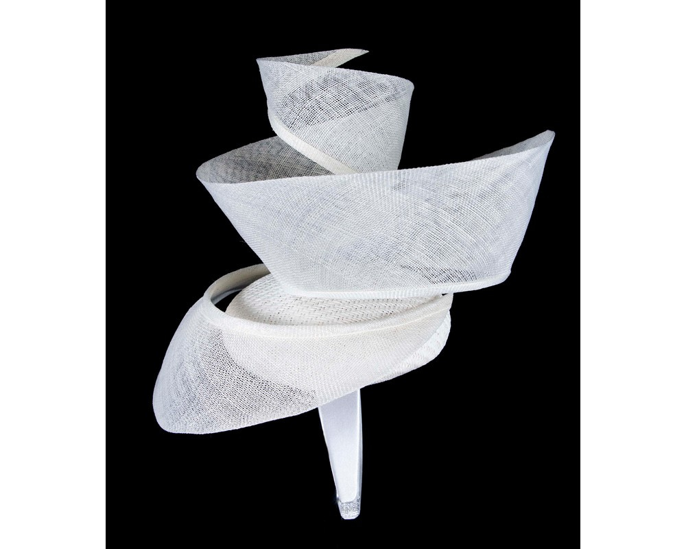 White sinamay fascinator by Fillies Collection - Image 3