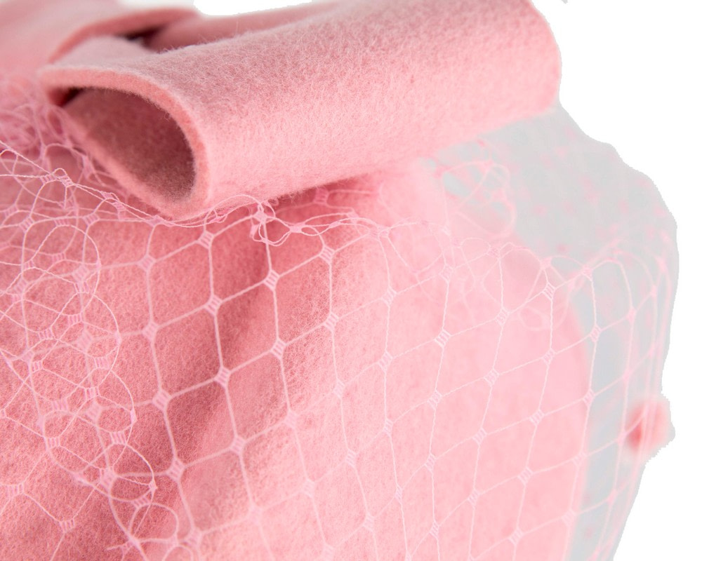 Pink winter felt beret hat with face veil - Image 5