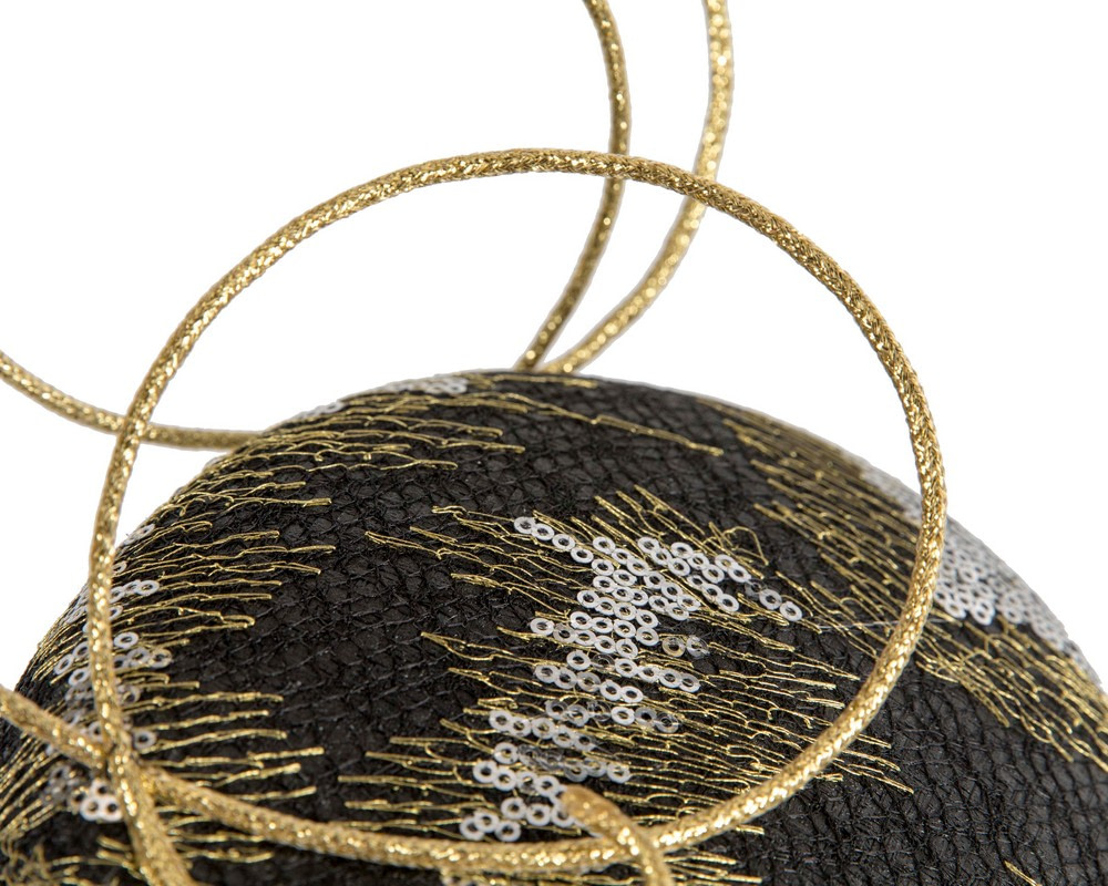 Bespoke black and gold fascinator by Fillies Collection - Image 6