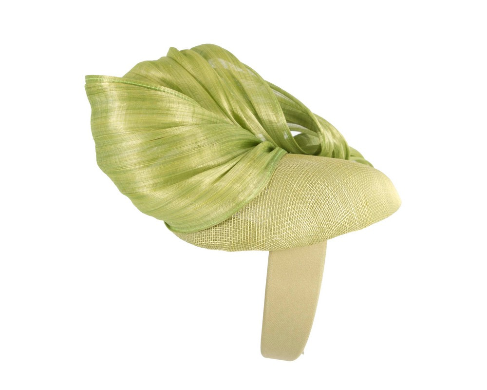 Lime pillbox silk abaca bow by Fillies Collection S307 - Fascinators.com.au Lime pillbox silk abaca bow by Fillies Collection S307 - Image 3