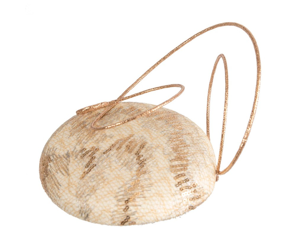 Bespoke cream and gold fascinator by Fillies Collection - Image 5