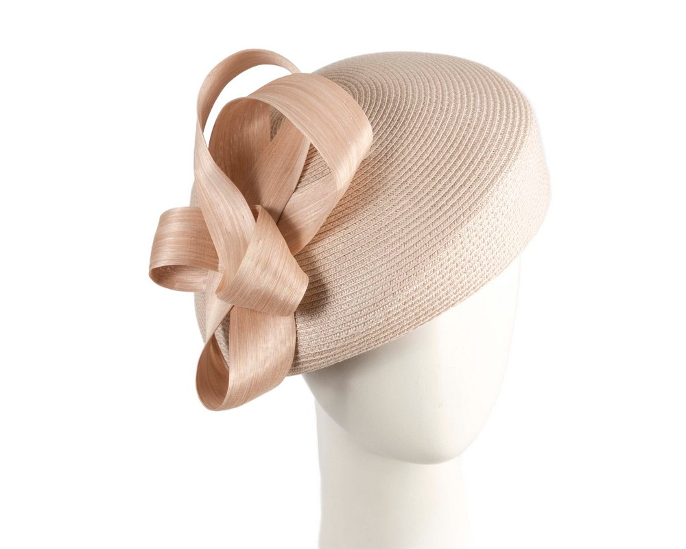 Fashion beige beret hat with bow by Max Alexander