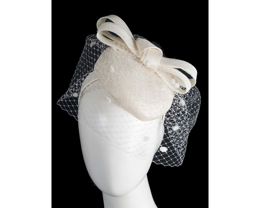 Cream pillbox with face veil by Fillies Collection