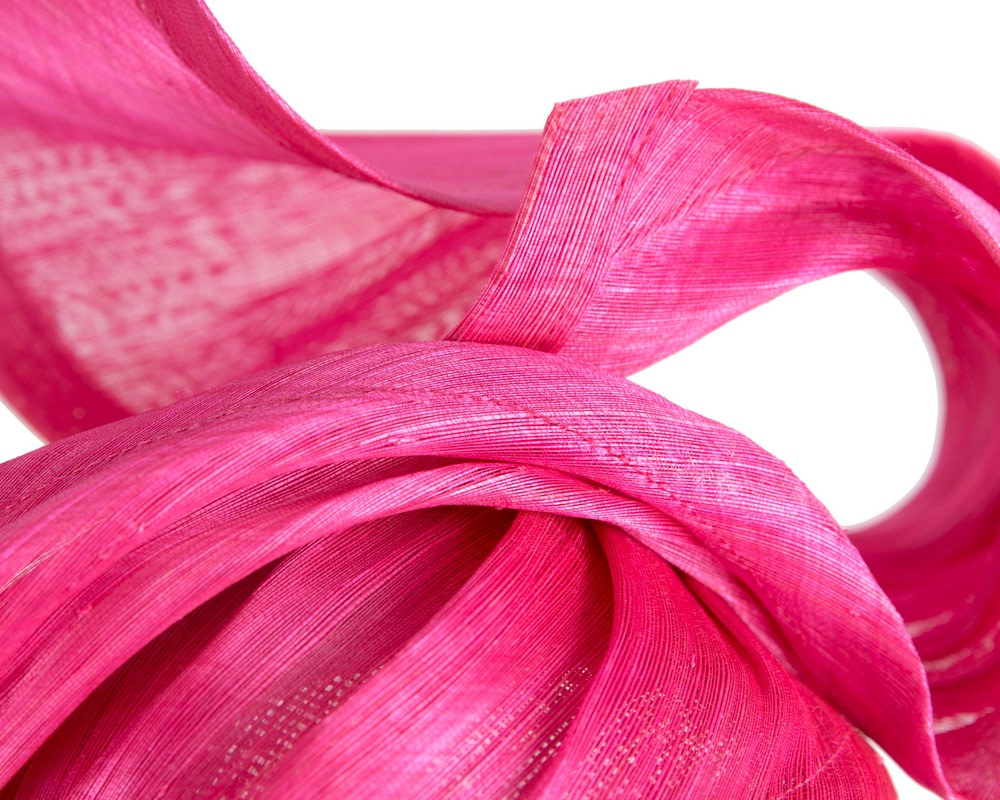 Fuchsia silk abaca fascinator by Fillies Collection - Image 5