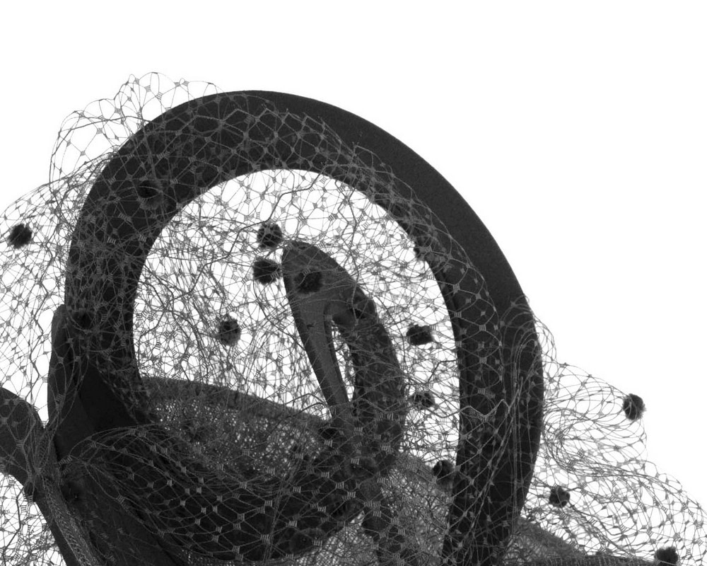 Large black racing hatinator by Fillies Collection - Image 4