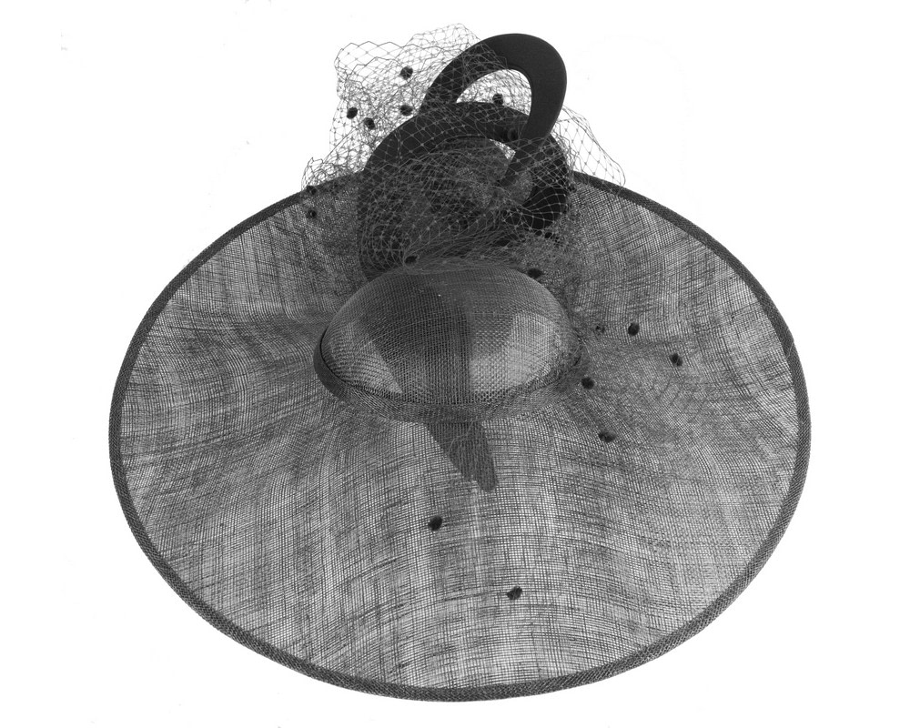 Large black racing hatinator by Fillies Collection - Image 5