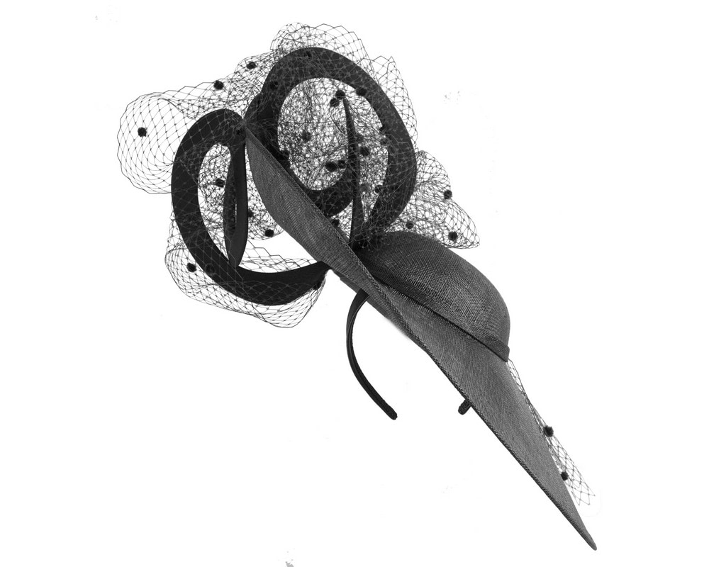 Large black racing hatinator by Fillies Collection - Image 2