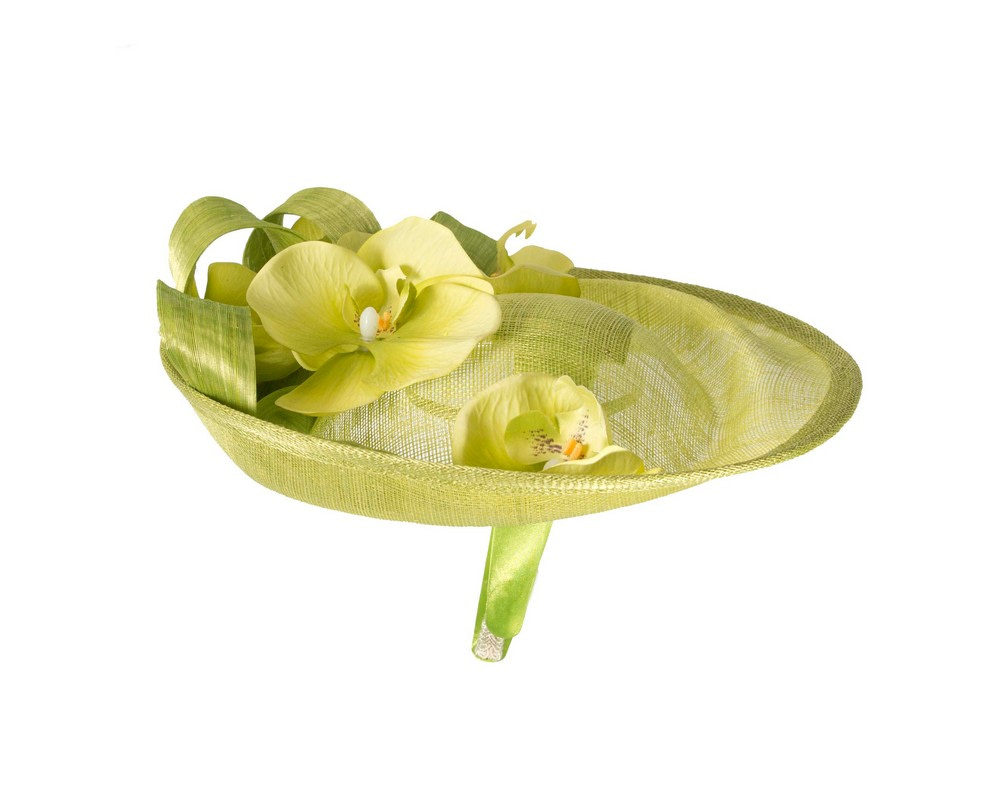 Lime green plate fascinator with orchids by Fillies Collection - Image 3