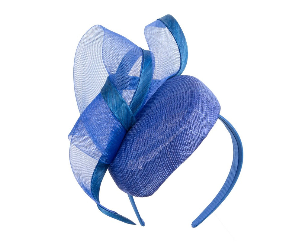 Royal blue spring racing fascinator by Fillies Collection - Image 2