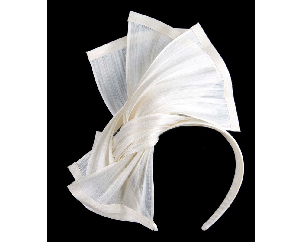 Twisted cream silk abaca fascinator by Fillies Collection - Image 2